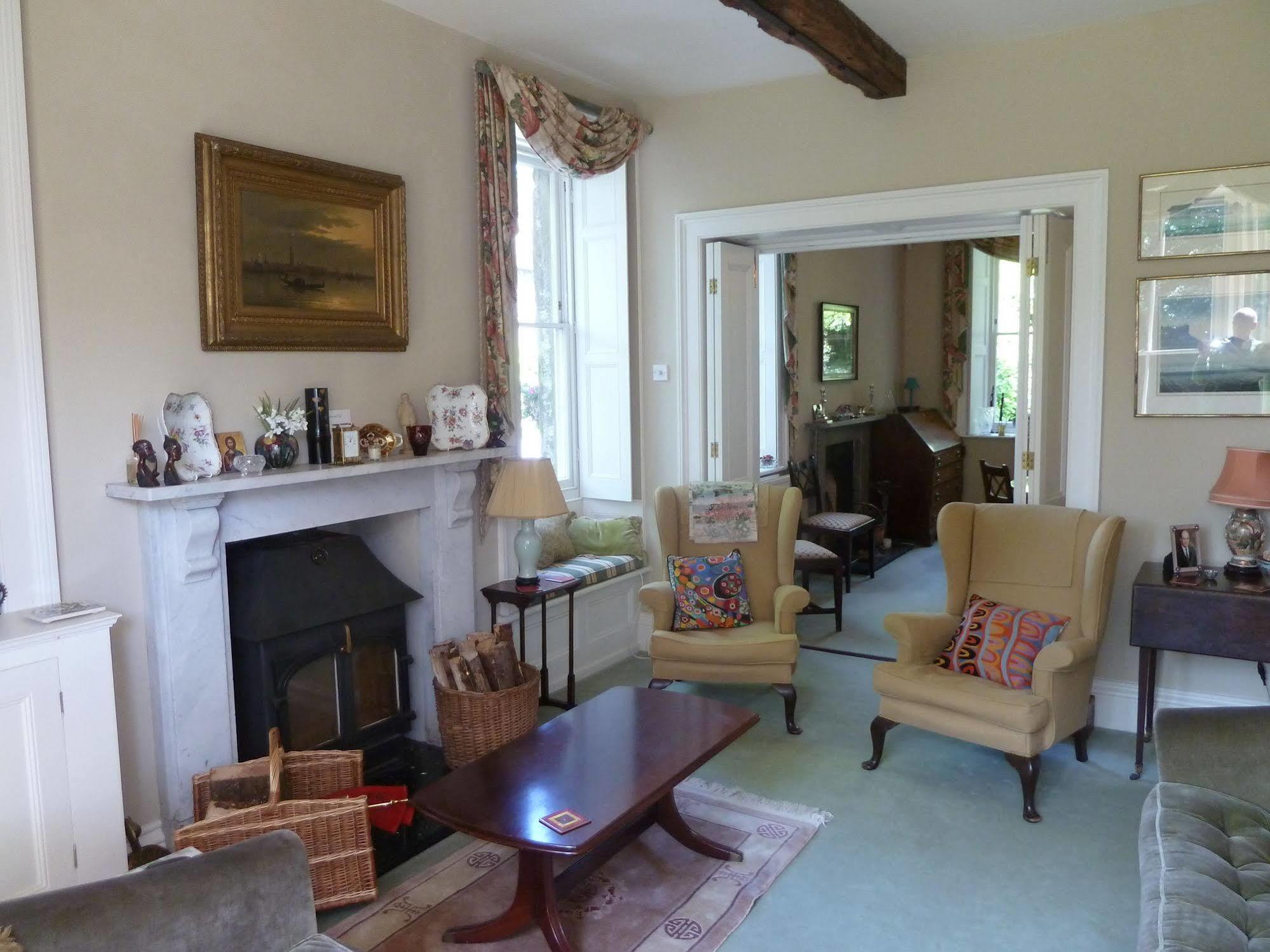 The Old Vicarage B&B ไทดส์เวลล์ ภายนอก รูปภาพ
